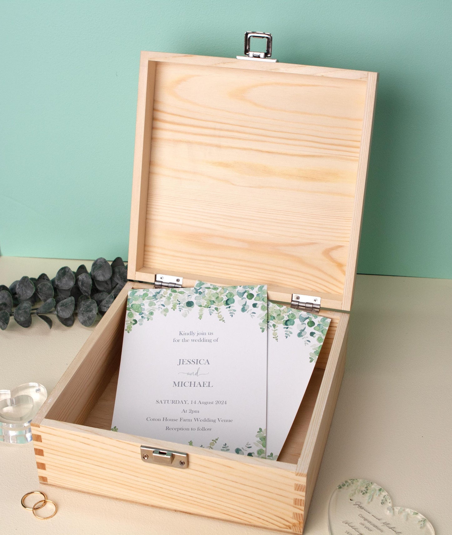 Luxury Wooden Wedding Keepsake Box Green - Personalised Pink Floral Heart Wedding Gift - Mr and Mrs Couple Anniversary Gift, Bluebellinda