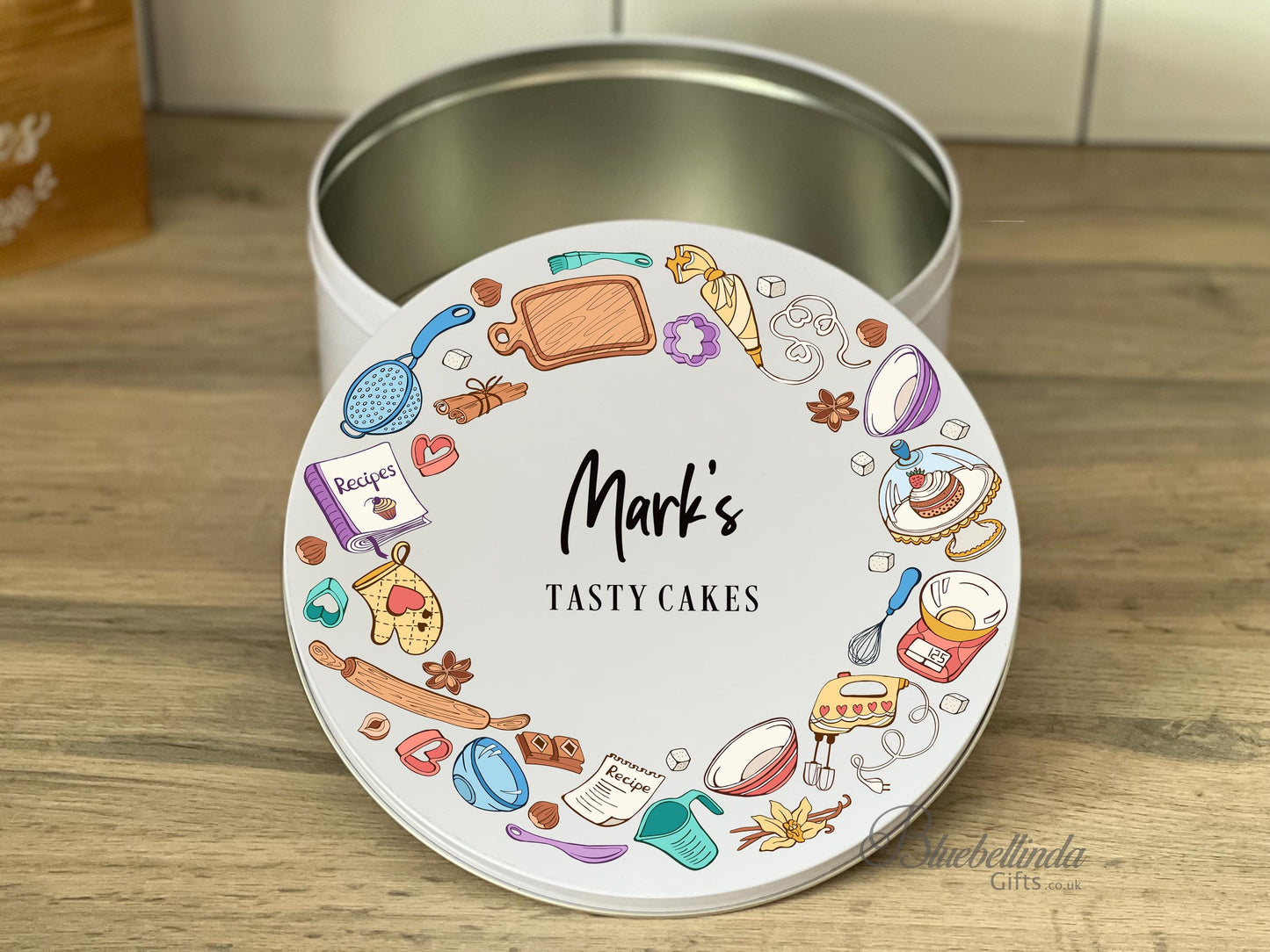 Baking Wreath Personalised Cake Tin
