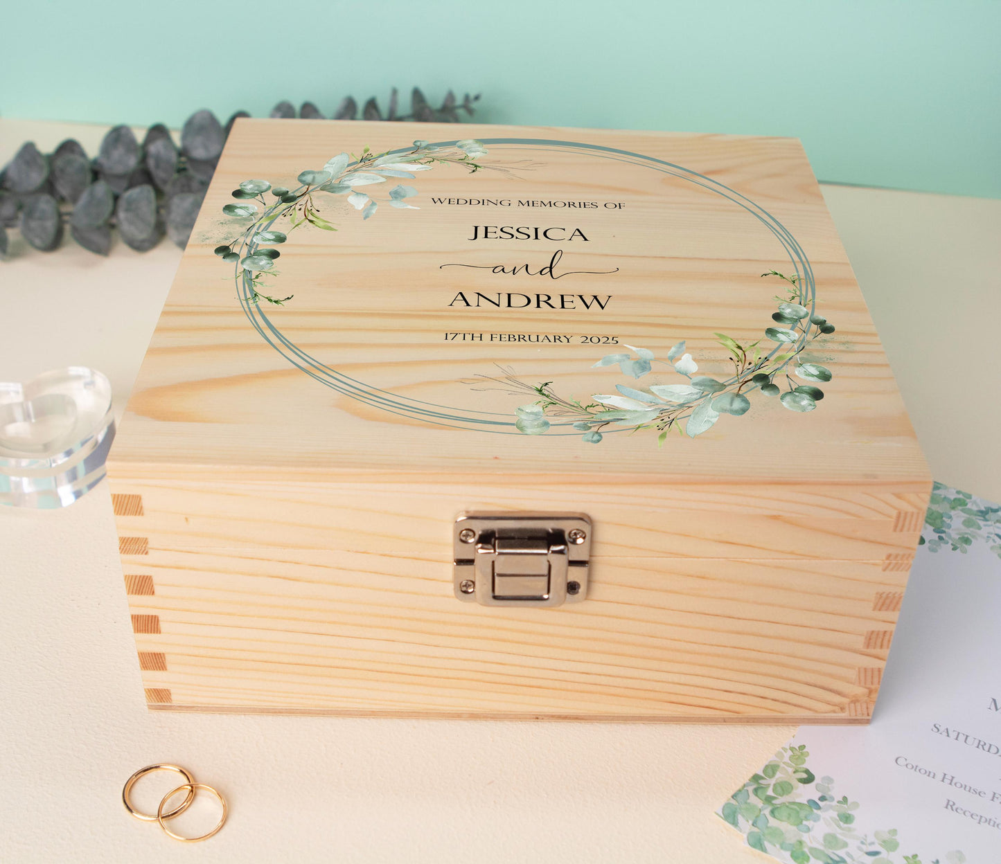 Luxury Wooden Wedding Keepsake Box Green - Personalised Green Heart Wedding Gift - Mr and Mrs Couple Name Anniversary Gift, Bluebellinda