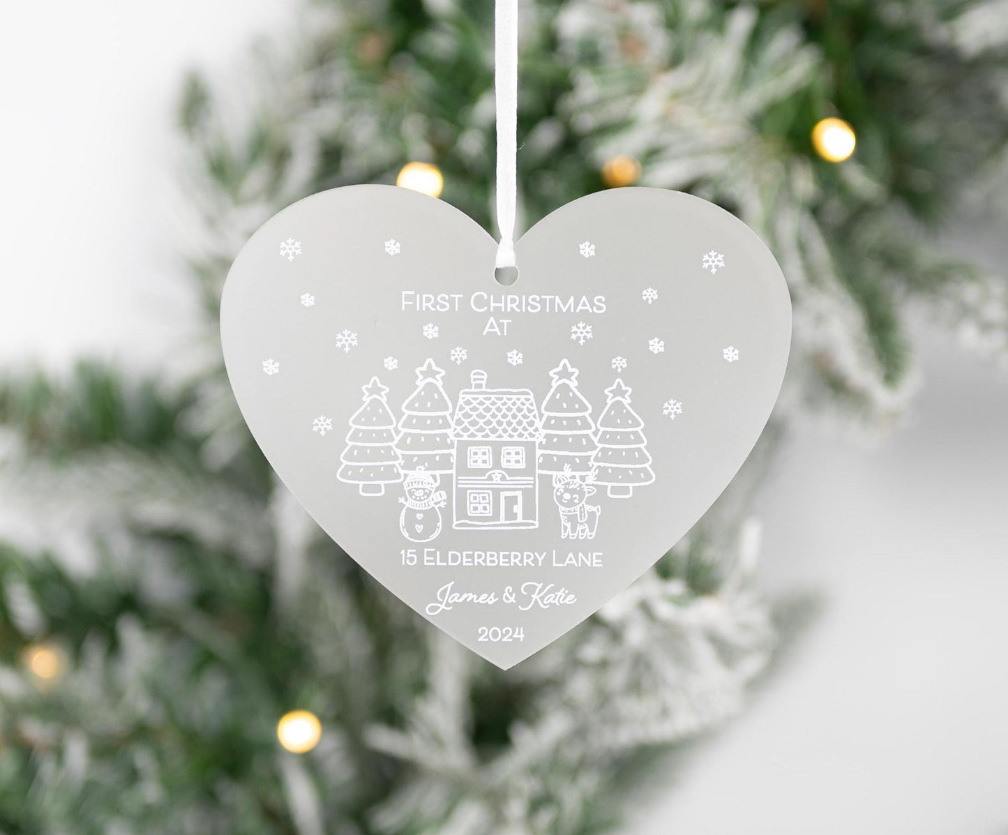 Personalised hanging heart plaque Snowman First Christmas In Our New Home White Acrylic Christmas Tree Decoration FREE GIFT BAG Bluebellinda